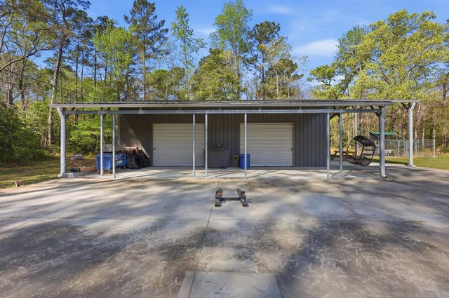 410 Miracle Ct, Andrews, SC 29510