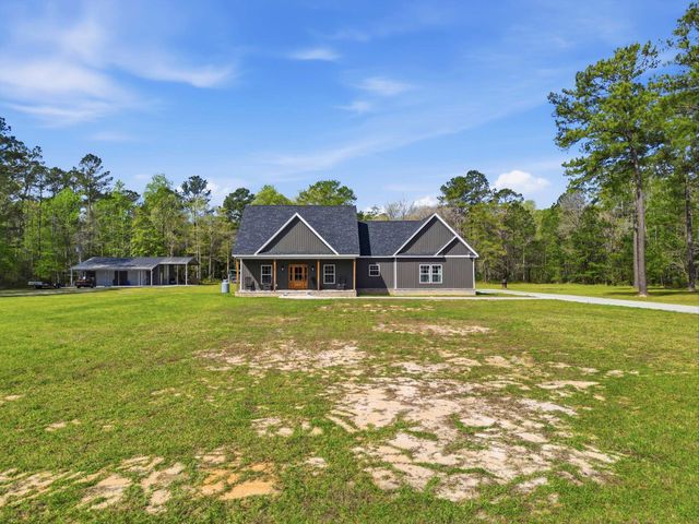 410 Miracle Ct, Andrews, SC 29510