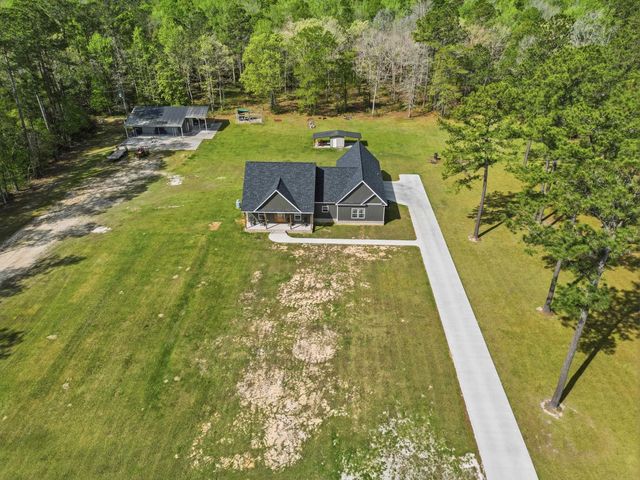 410 Miracle Ct, Andrews, SC 29510