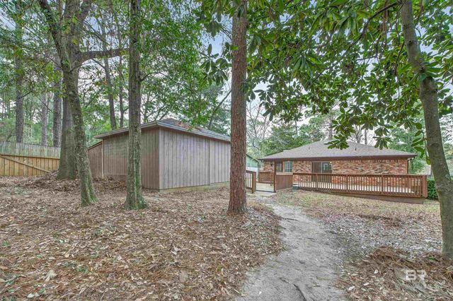 103 Willowbrook Circle, Daphne, AL 36526