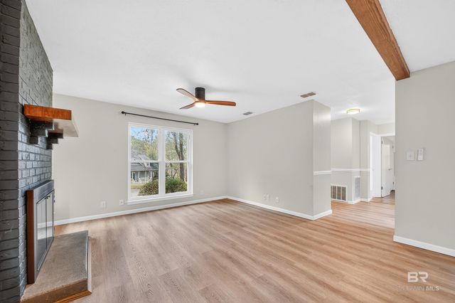 103 Willowbrook Circle, Daphne, AL 36526