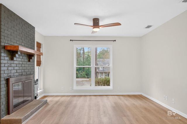 103 Willowbrook Circle, Daphne, AL 36526