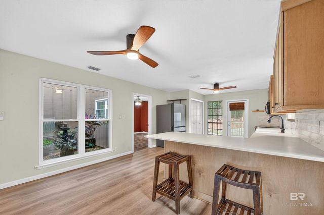 103 Willowbrook Circle, Daphne, AL 36526