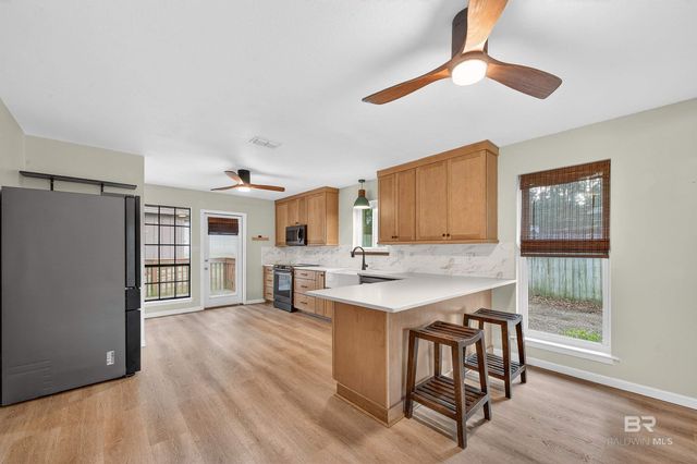 103 Willowbrook Circle, Daphne, AL 36526