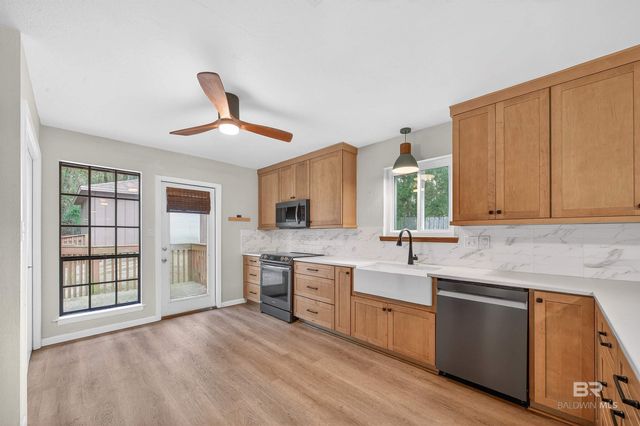 103 Willowbrook Circle, Daphne, AL 36526