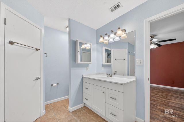 103 Willowbrook Circle, Daphne, AL 36526