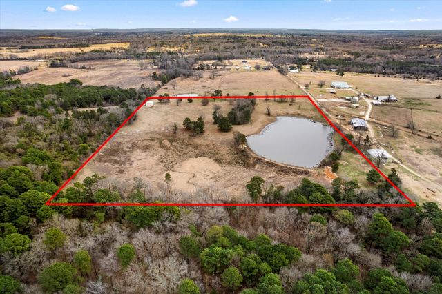 211 PR 51325, Pittsburg, TX 75686
