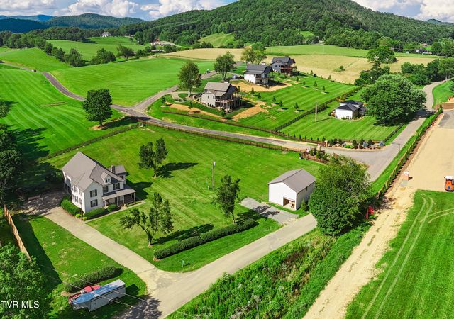 2028 Dry Hill Road, Butler, TN 37640