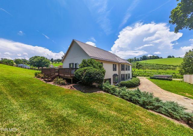 2028 Dry Hill Road, Butler, TN 37640
