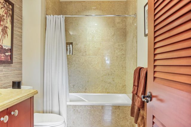 3800 Wailea Alanui Dr Ph 303, Kihei, HI 96753