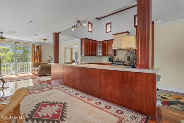 420 Caribe Place, Gulfport, MS 39507