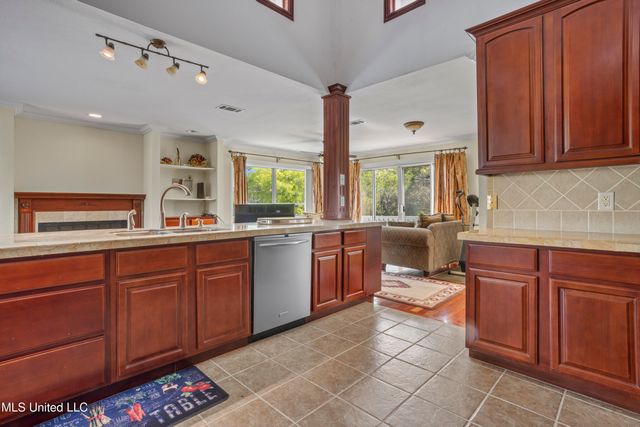 420 Caribe Place, Gulfport, MS 39507