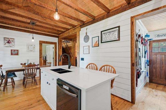 130 Old Blairsville Highway, Talking Rock, GA 30175