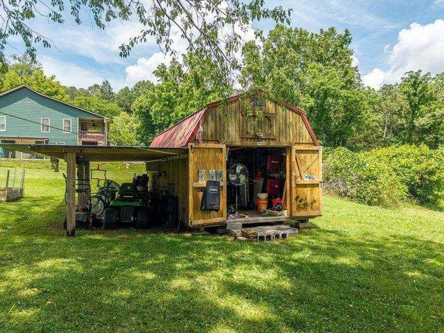 130 Old Blairsville Highway, Talking Rock, GA 30175