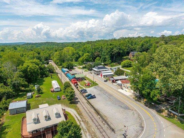 130 Old Blairsville Highway, Talking Rock, GA 30175