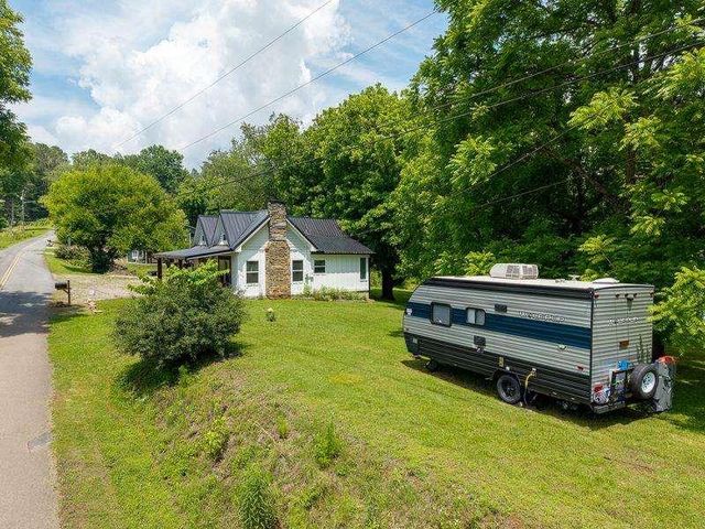 130 Old Blairsville Highway, Talking Rock, GA 30175