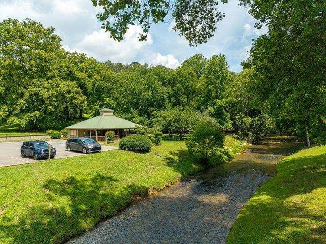 130 Old Blairsville Highway, Talking Rock, GA 30175