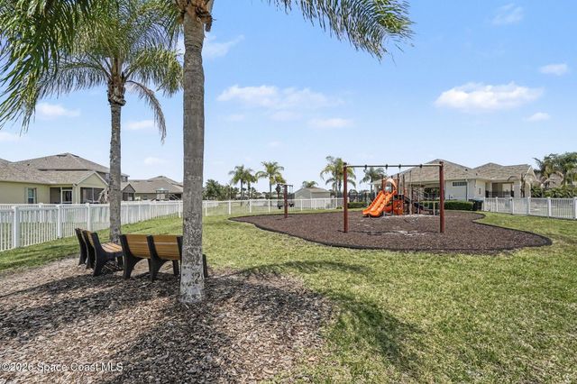 2365 Snapdragon Drive NW, West Melbourne, FL 32904