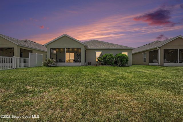 2365 Snapdragon Drive NW, West Melbourne, FL 32904