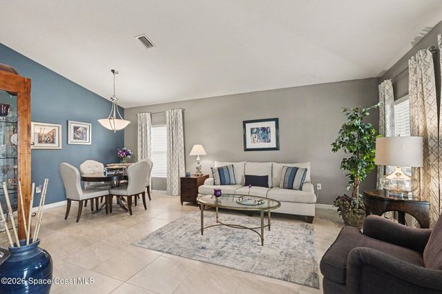 2365 Snapdragon Drive NW, West Melbourne, FL 32904