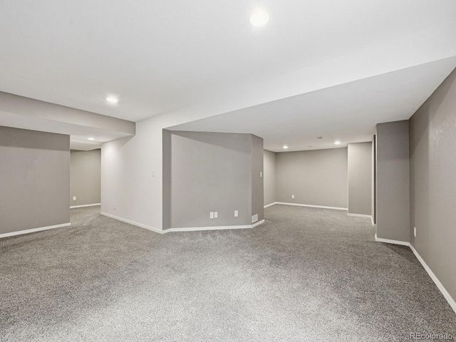 887 W 96th Pl, Thornton, CO 80260