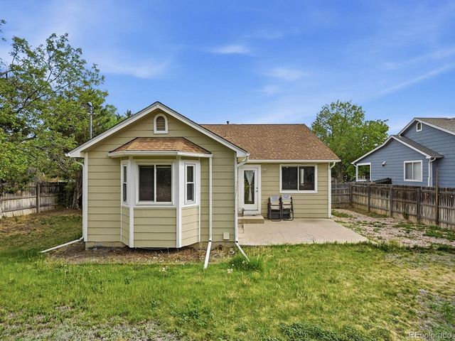 887 W 96th Pl, Thornton, CO 80260