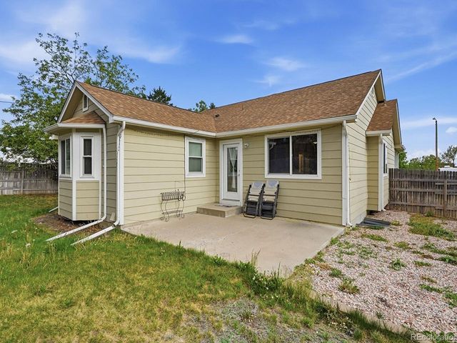 887 W 96th Pl, Thornton, CO 80260