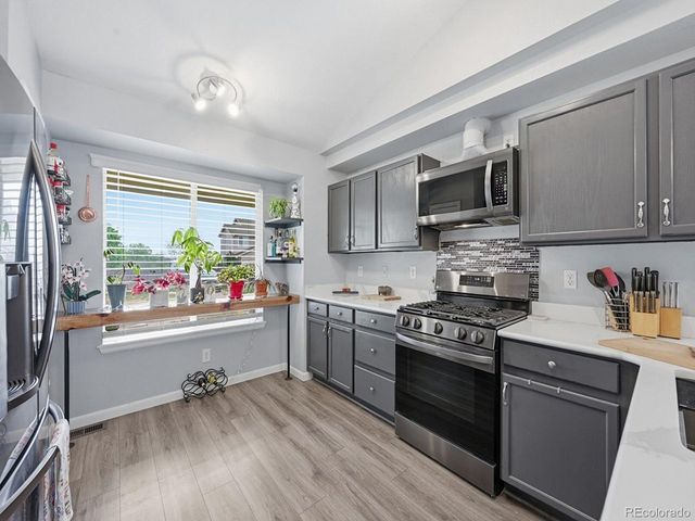 887 W 96th Pl, Thornton, CO 80260