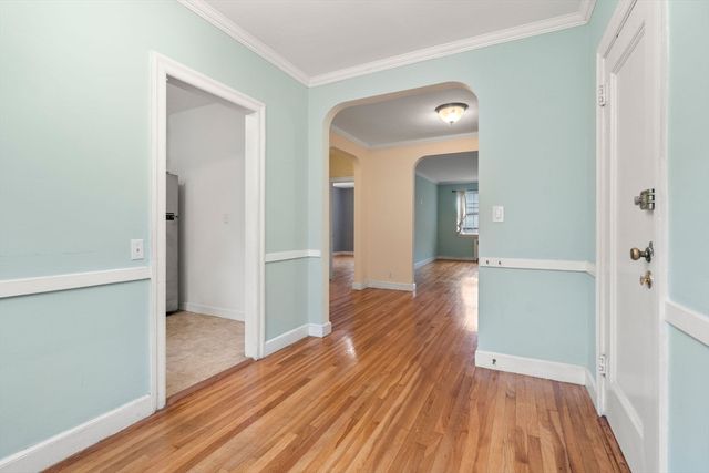 1490 Beacon St 3, Brookline, MA 02446
