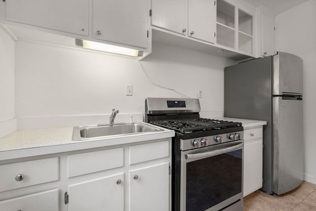 1490 Beacon St 3, Brookline, MA 02446