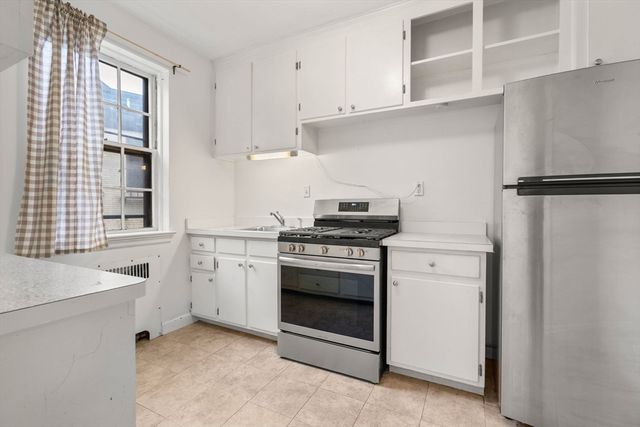 1490 Beacon St 3, Brookline, MA 02446