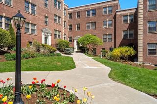 1490 Beacon St 3, Brookline, MA 02446