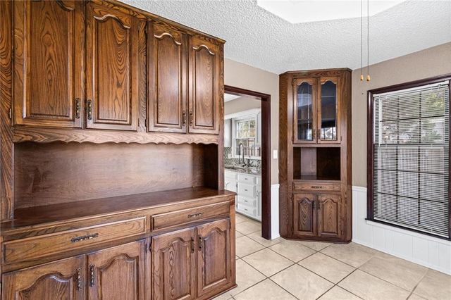 10530 Wedd Street, Overland Park, KS 66212