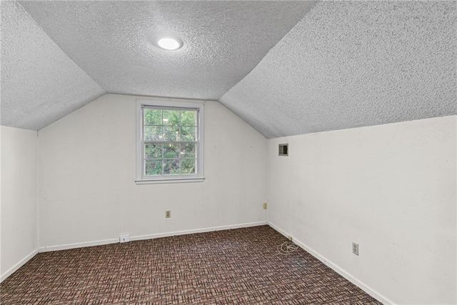 10530 Wedd Street, Overland Park, KS 66212