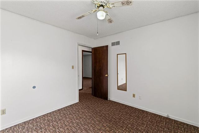 10530 Wedd Street, Overland Park, KS 66212