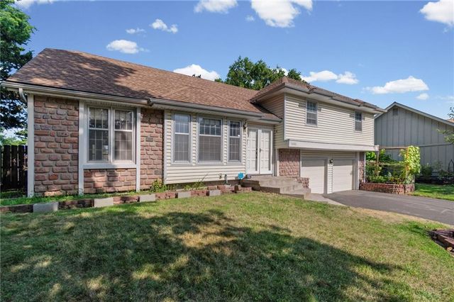 10530 Wedd Street, Overland Park, KS 66212