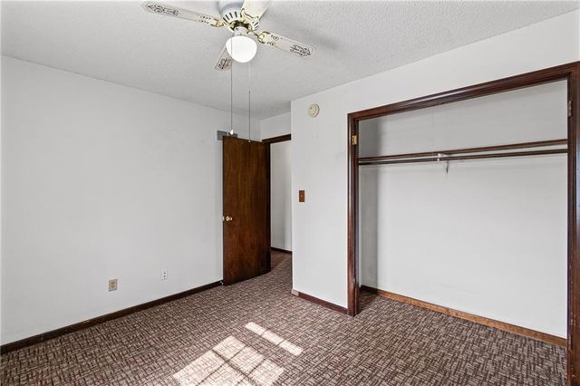 10530 Wedd Street, Overland Park, KS 66212