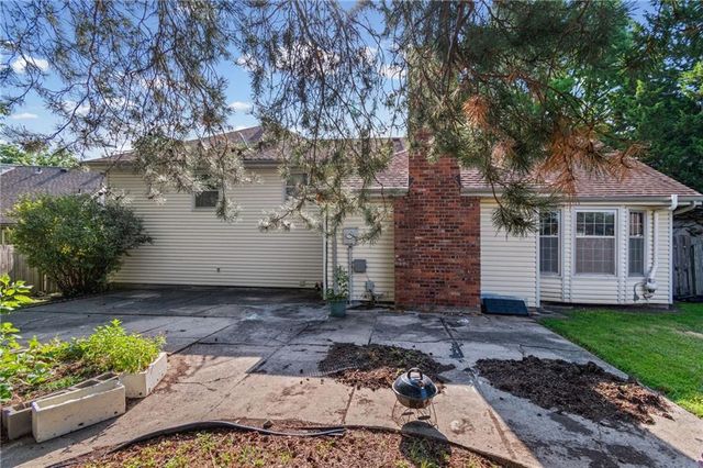 10530 Wedd Street, Overland Park, KS 66212