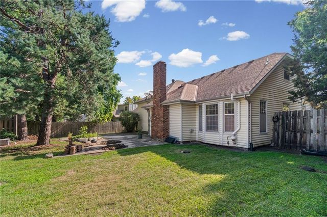 10530 Wedd Street, Overland Park, KS 66212
