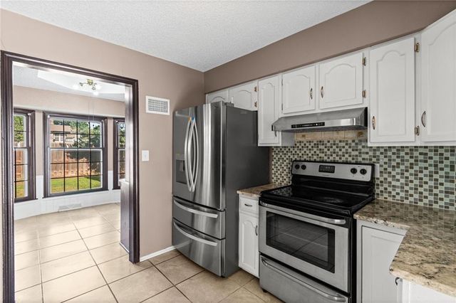 10530 Wedd Street, Overland Park, KS 66212