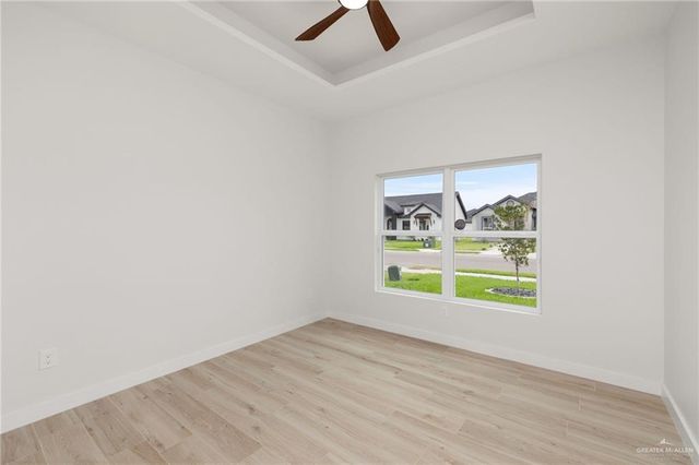 5901 N Playa Del Sol Street, Edinburg, TX 78542