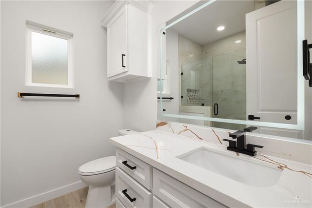 5901 N Playa Del Sol Street, Edinburg, TX 78542