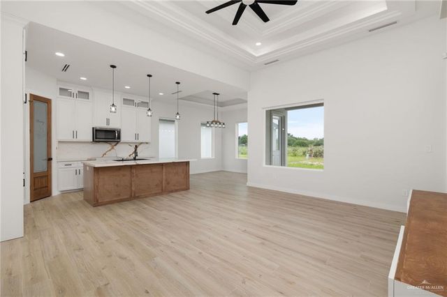 5901 N Playa Del Sol Street, Edinburg, TX 78542