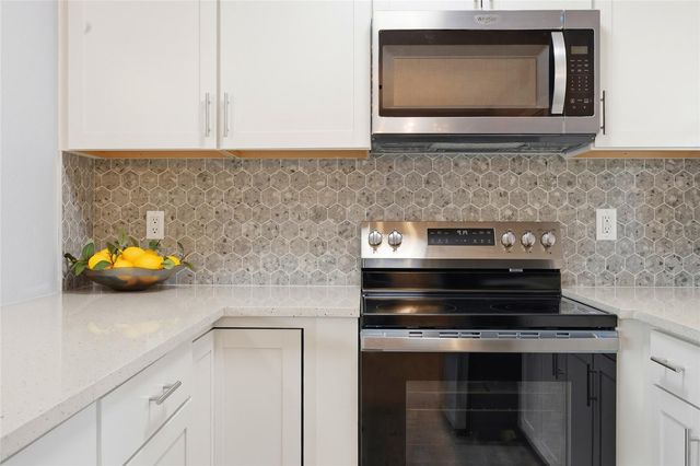 2827 22ND STREET W, Bradenton, FL 34205