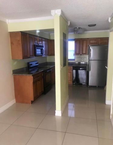 3604 Inlet Circle, Greenacres, FL 33463