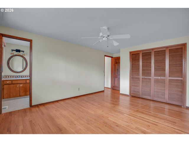 13400 Nw MARSHALL St, Portland, OR 97229