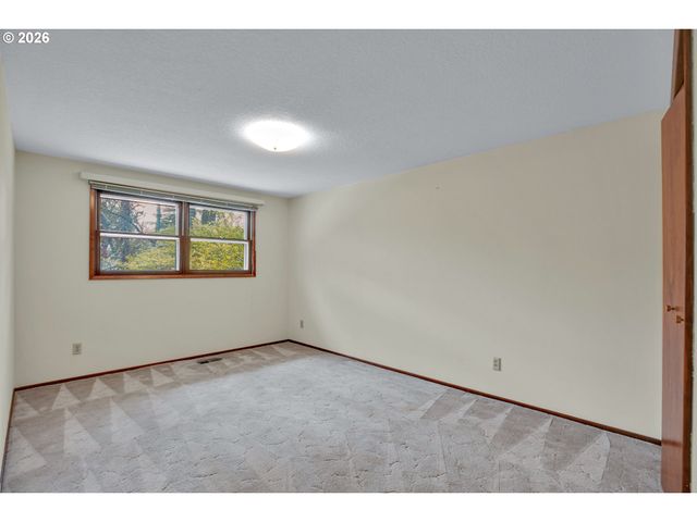 13400 Nw MARSHALL St, Portland, OR 97229