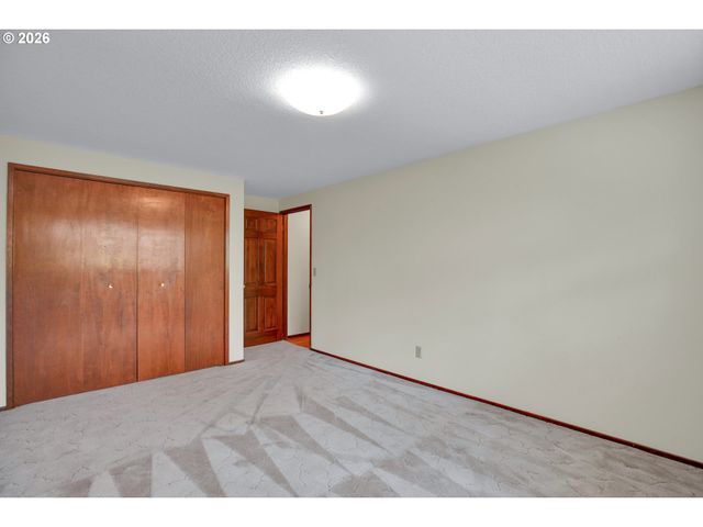 13400 Nw MARSHALL St, Portland, OR 97229