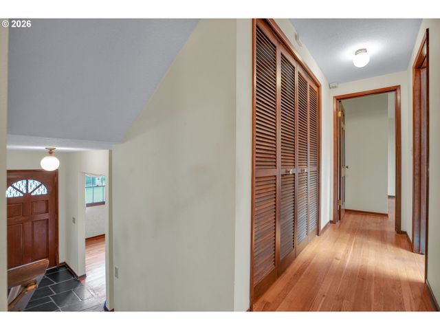 13400 Nw MARSHALL St, Portland, OR 97229