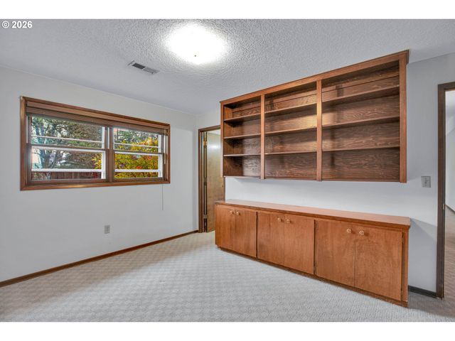 13400 Nw MARSHALL St, Portland, OR 97229